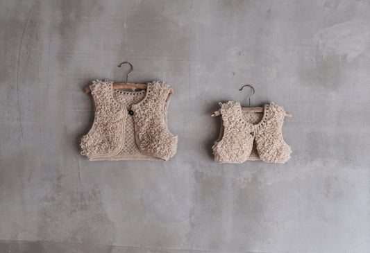 hitsuji vest