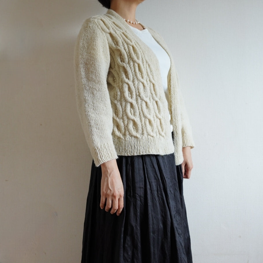 羊ノ糸で編む Calla Lily Cardigan by Tomoshi ts