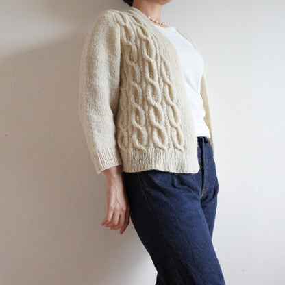 羊ノ糸で編む Calla Lily Cardigan by Tomoshi ts