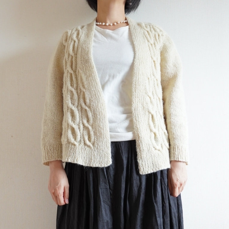 羊ノ糸で編む Calla Lily Cardigan by Tomoshi ts