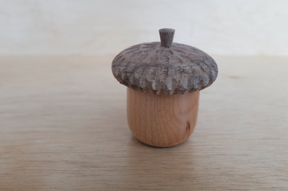 Stitch Marker Holding Acorn
