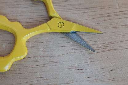 Swerve Mini Scissors