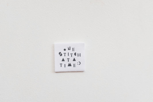 ONE STITCH AT A TIME コットンタグ