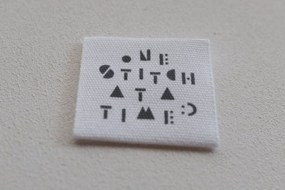 ONE STITCH AT A TIME コットンタグ