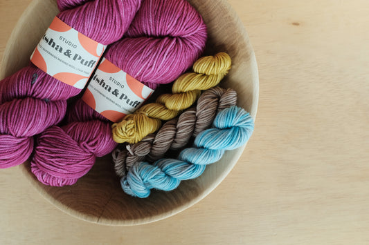 Laurel Vest 糸セット - Fuchsia, Citron, Lake, Brut