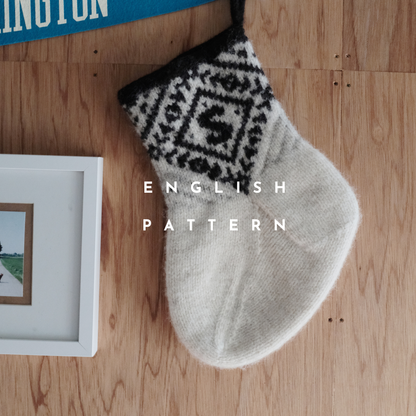 [Pattern] Finn Christmas Stocking - English